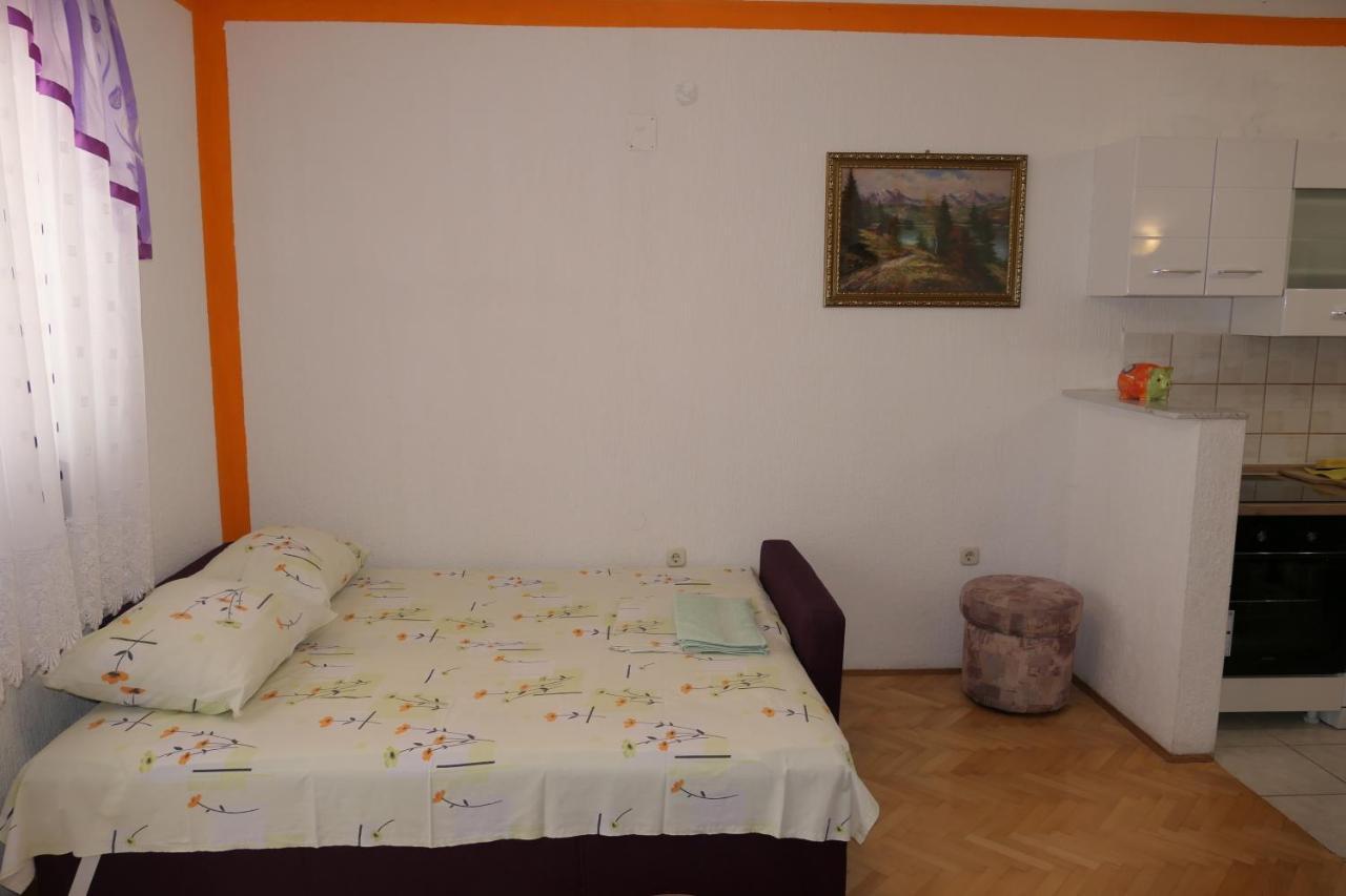 Apartments And Rooms Juki Senj  Extérieur photo