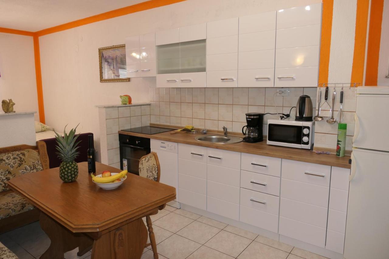 Apartments And Rooms Juki Senj  Extérieur photo