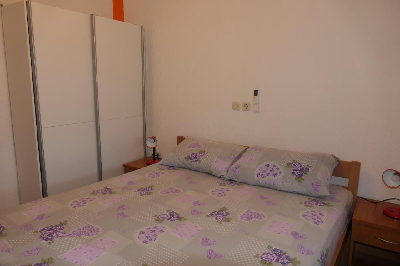 Apartments And Rooms Juki Senj  Extérieur photo