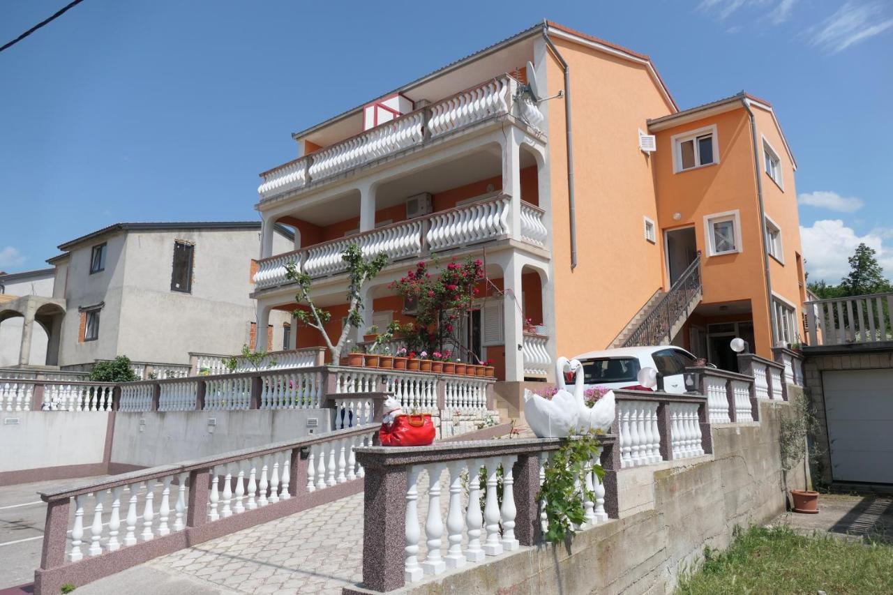 Apartments And Rooms Juki Senj  Extérieur photo