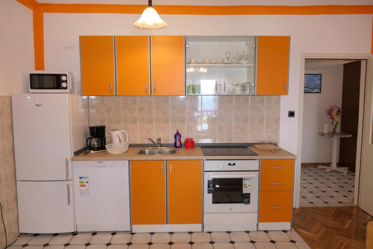 Apartments And Rooms Juki Senj  Extérieur photo