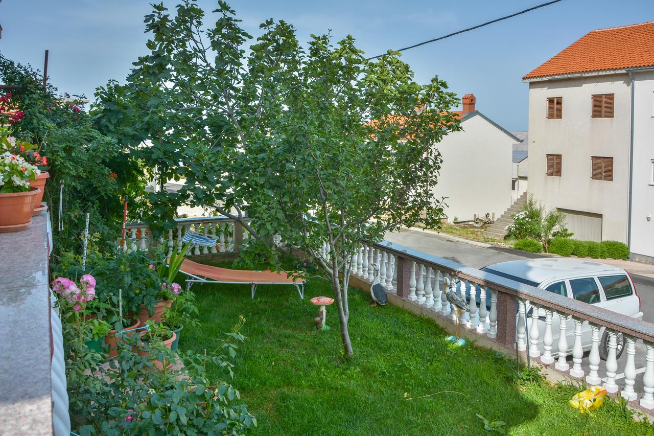 Apartments And Rooms Juki Senj  Extérieur photo